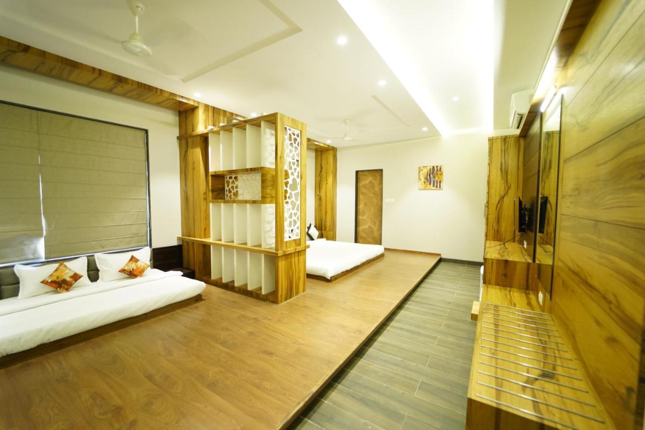 Hotel The Royal Inn Baramati Zewnętrze zdjęcie
